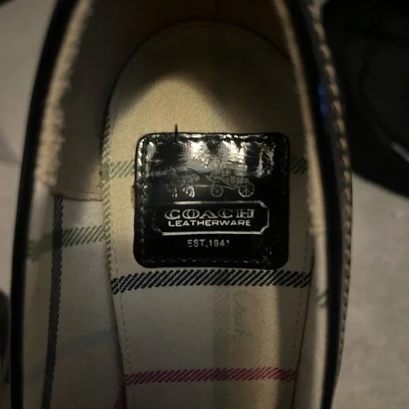 Coach Black Patent Leather heeled with gold buckle - Picture 7 of 10